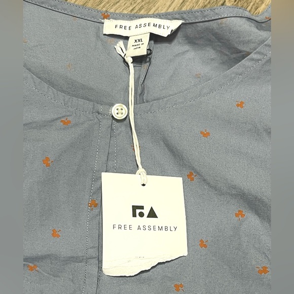 Free Assembly Top - Picture 8 of 9